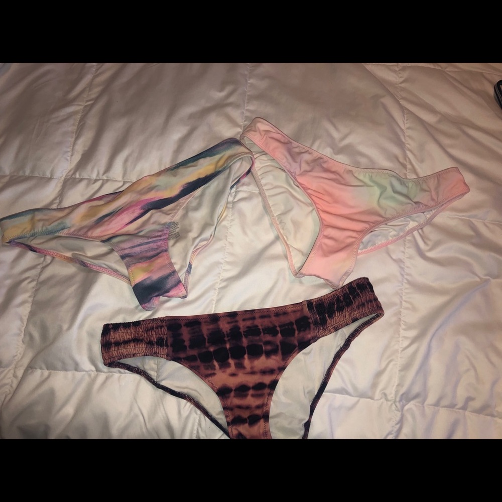 swimsuit bottoms
